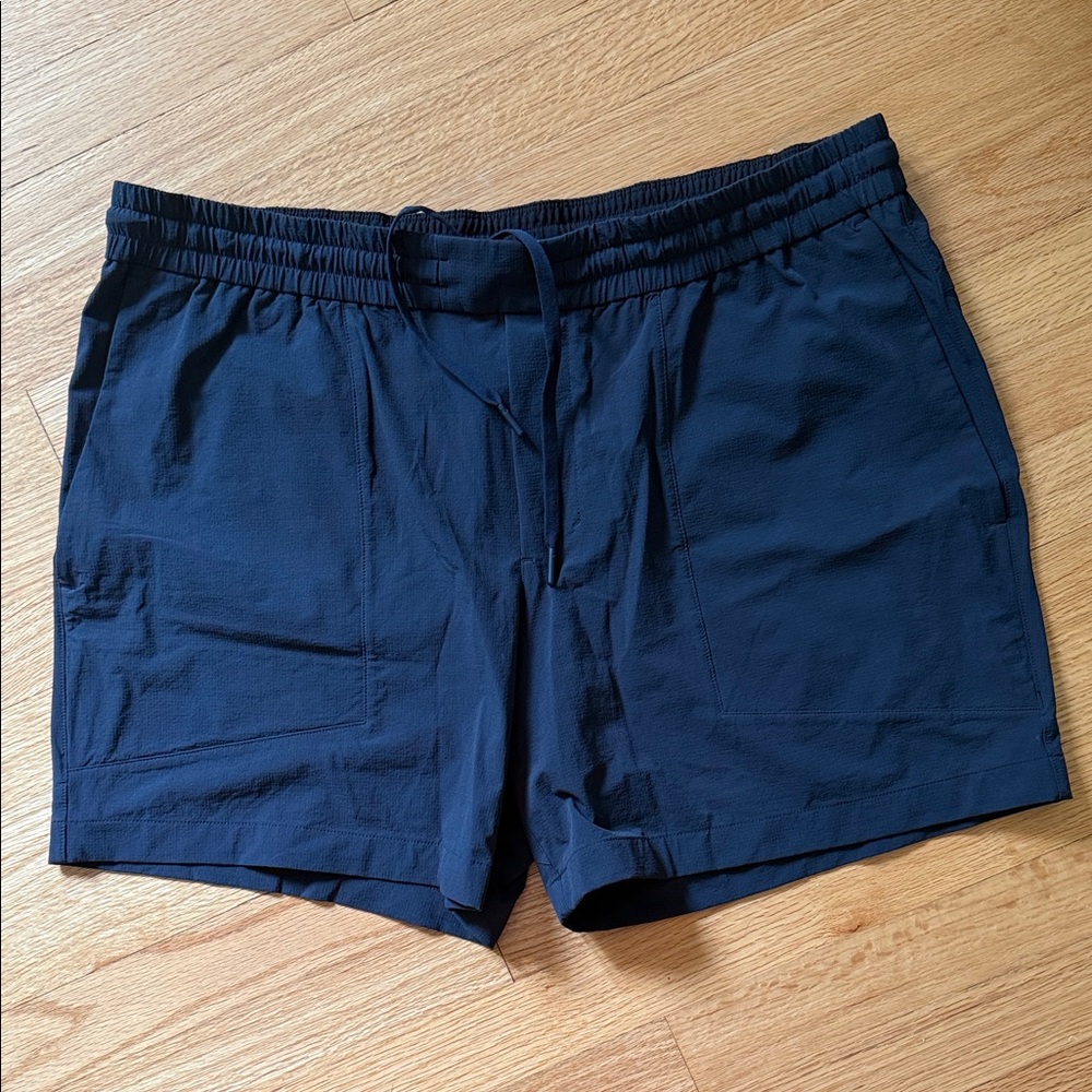 lululemon athletica Men's Navy Athletic Drawstring Shorts